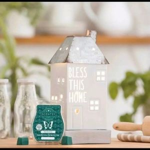 Scentsy Bless this House Warmer